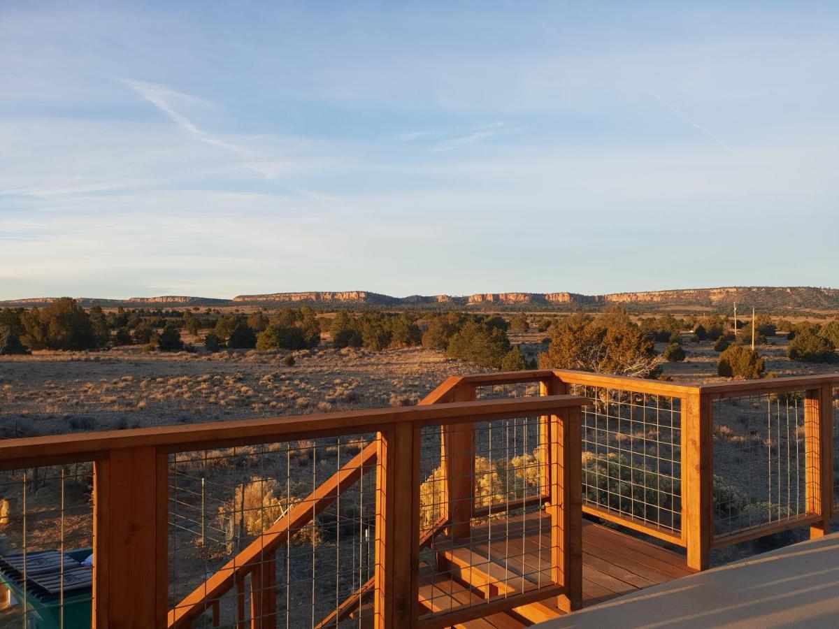 ラマー  Mountain Harmony Retreat Bed & Breakfast エクステリア 写真