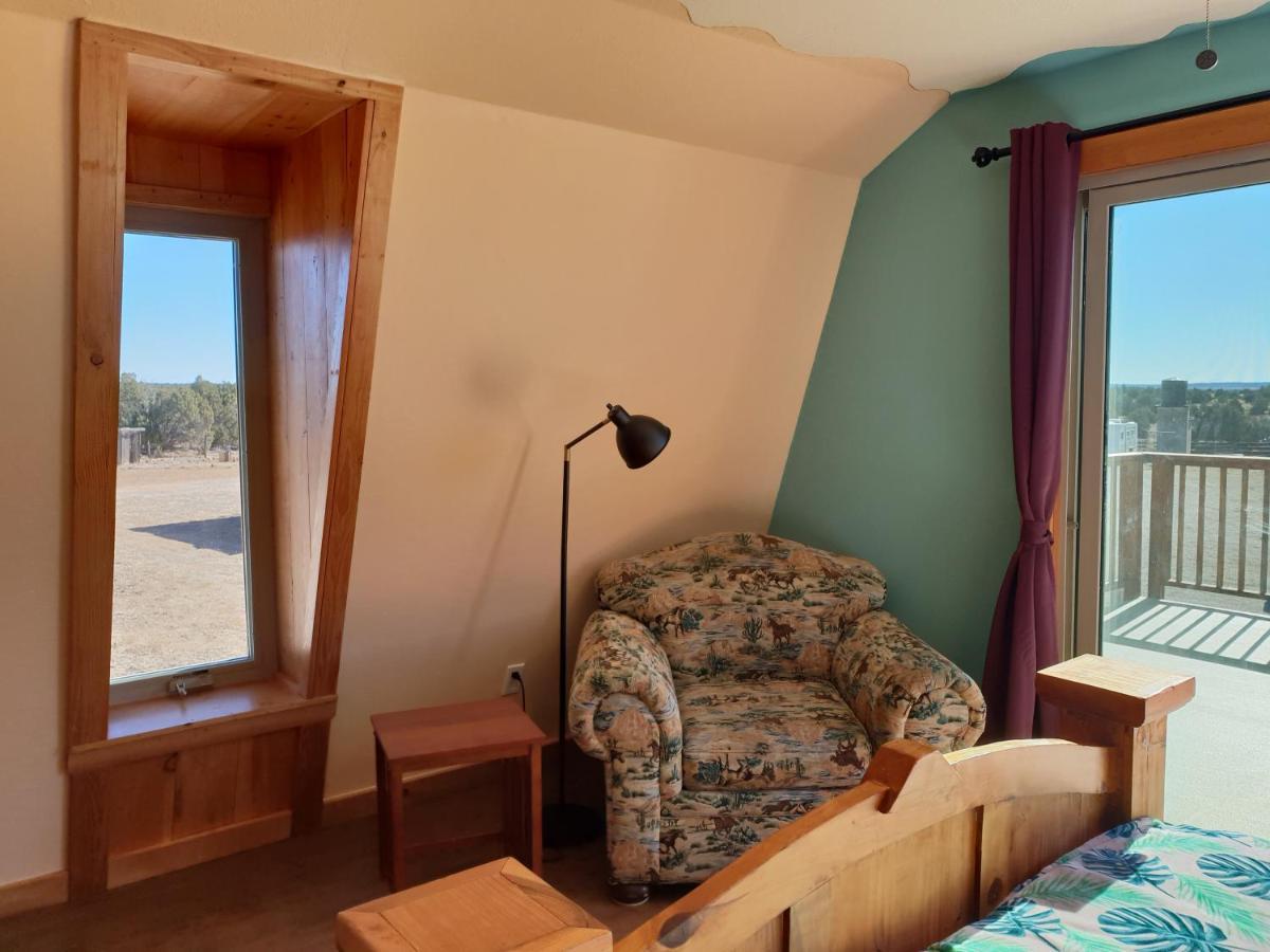 ラマー  Mountain Harmony Retreat Bed & Breakfast エクステリア 写真
