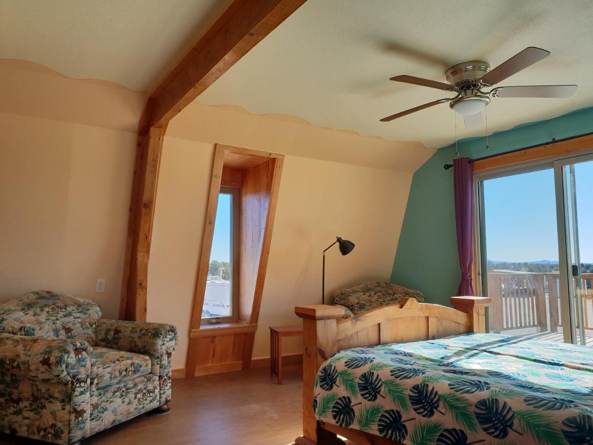 ラマー  Mountain Harmony Retreat Bed & Breakfast エクステリア 写真