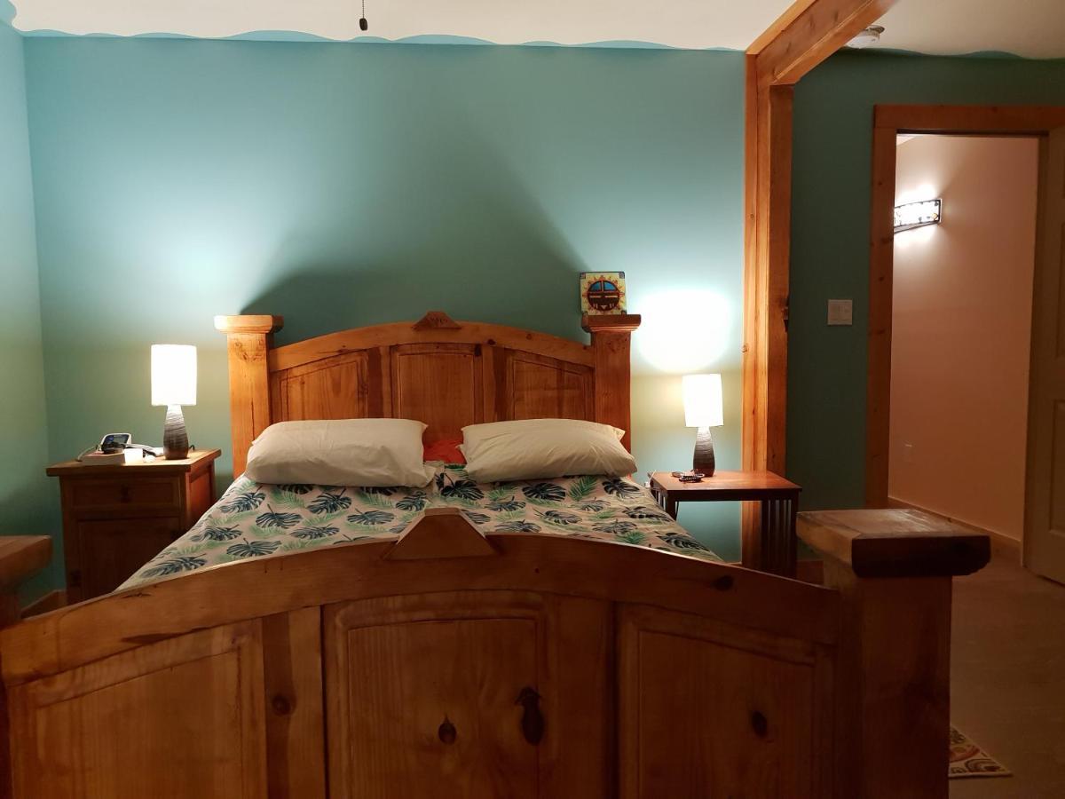 ラマー  Mountain Harmony Retreat Bed & Breakfast エクステリア 写真